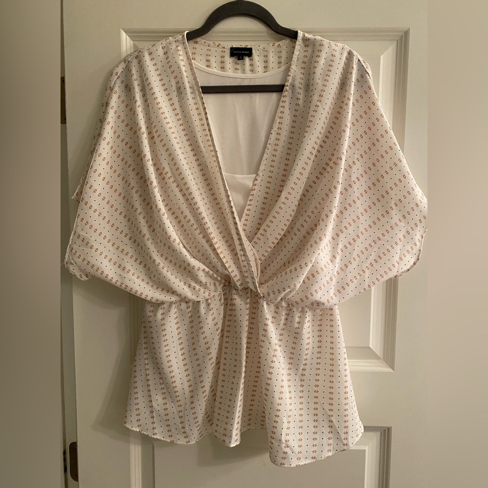 Buckle Black top, size L